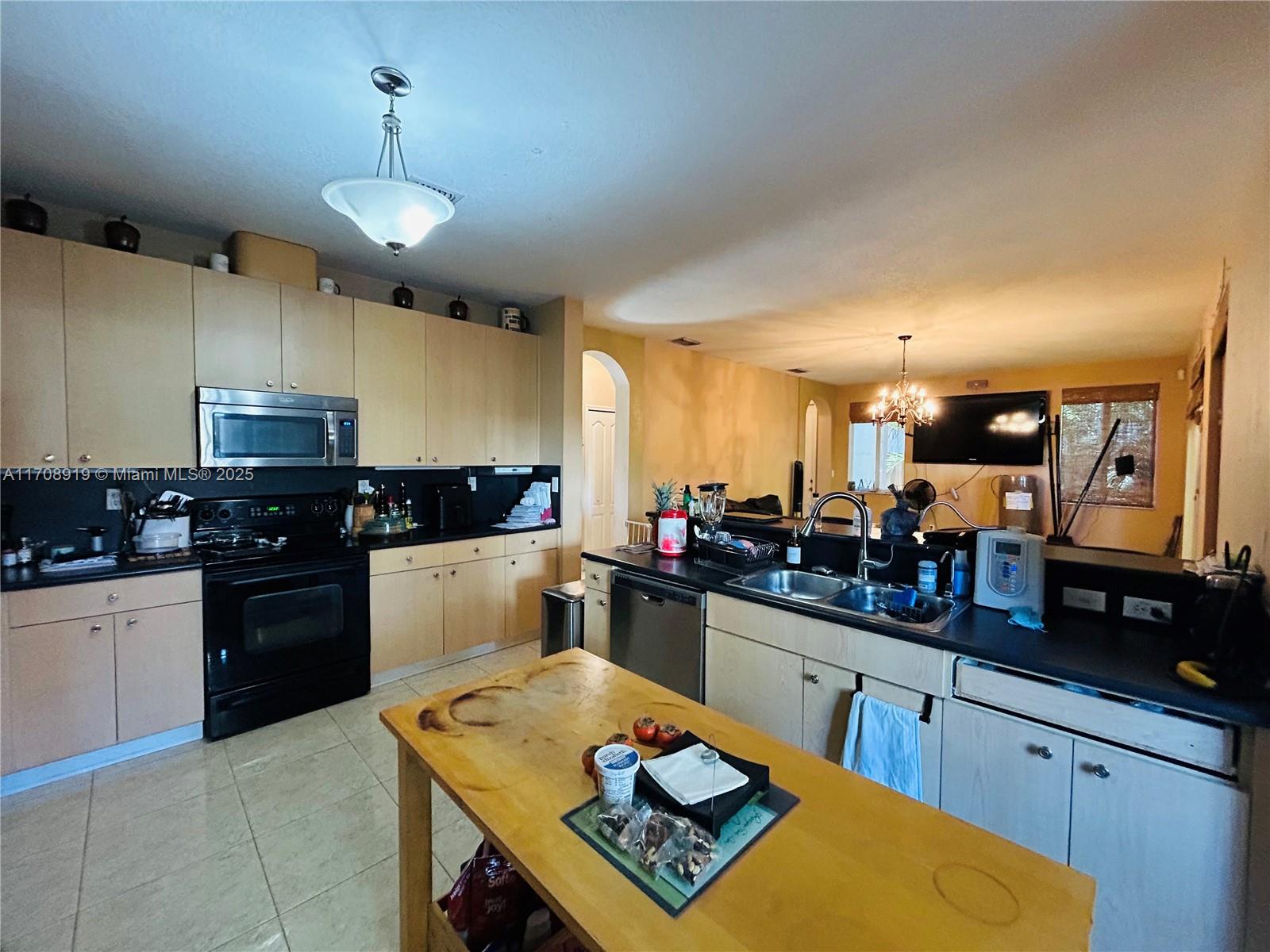 15375 Sw 23rd Ln Property Photo 12