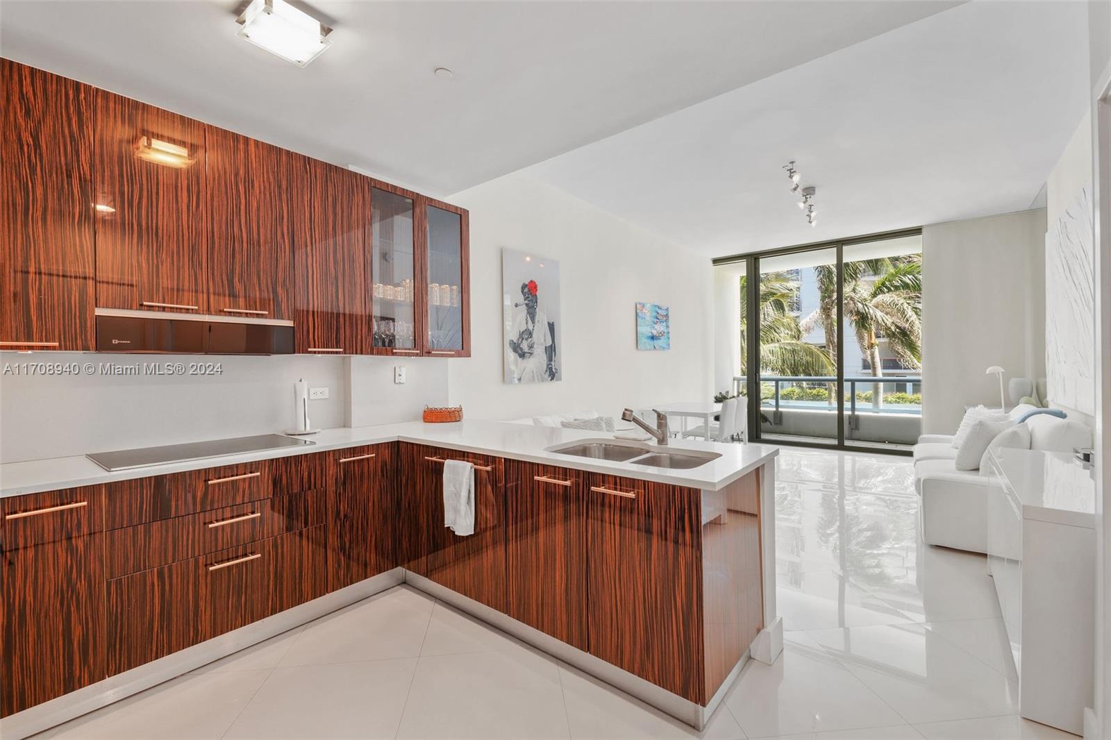 6799 Collins Ave 207 Property Photo 9