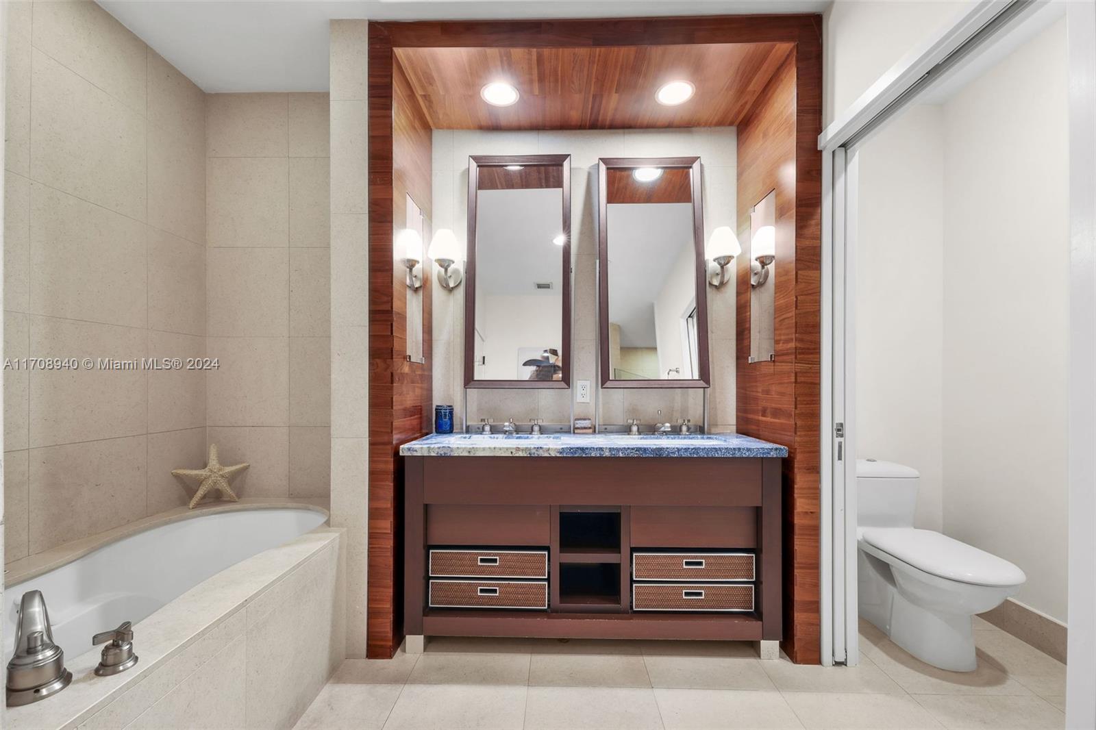 6799 Collins Ave 207 Property Photo 20