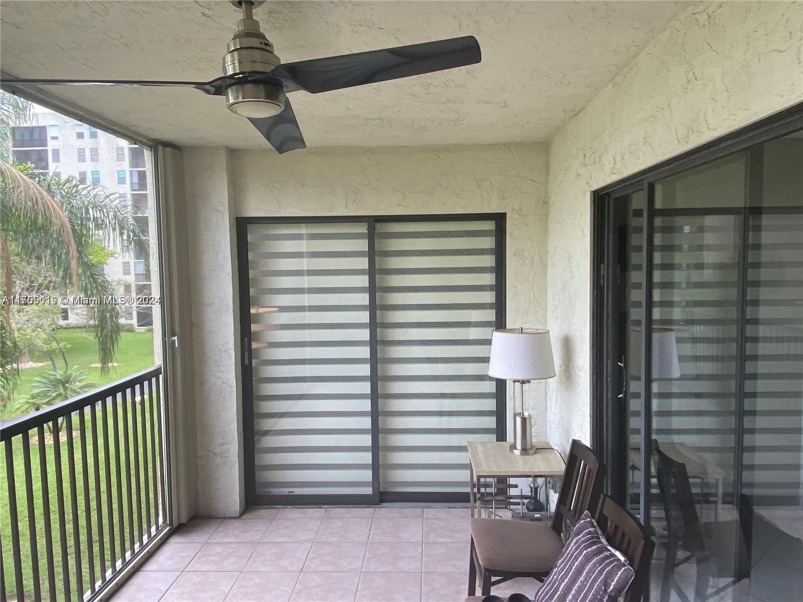 2205 S Cypress Bend Dr 302 Property Photo 7