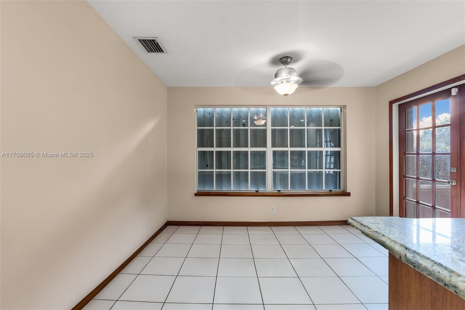 15850 Sw 250th St Property Photo 5