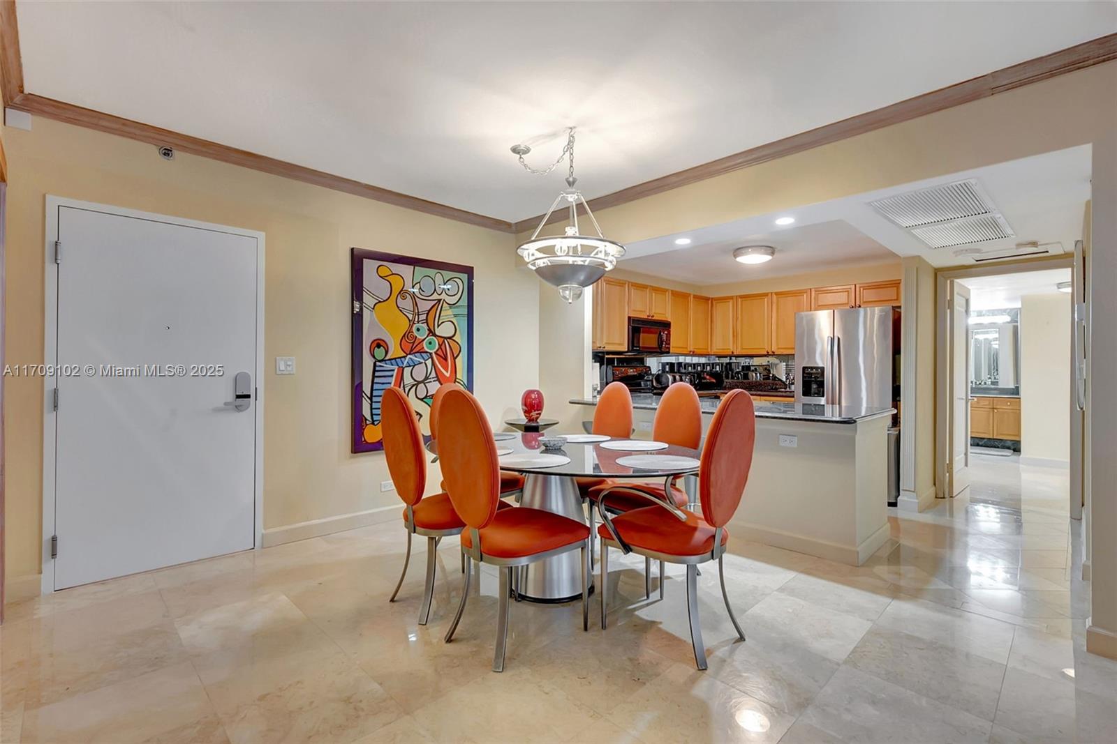 2301 Collins Ave 1206 Property Photo 7