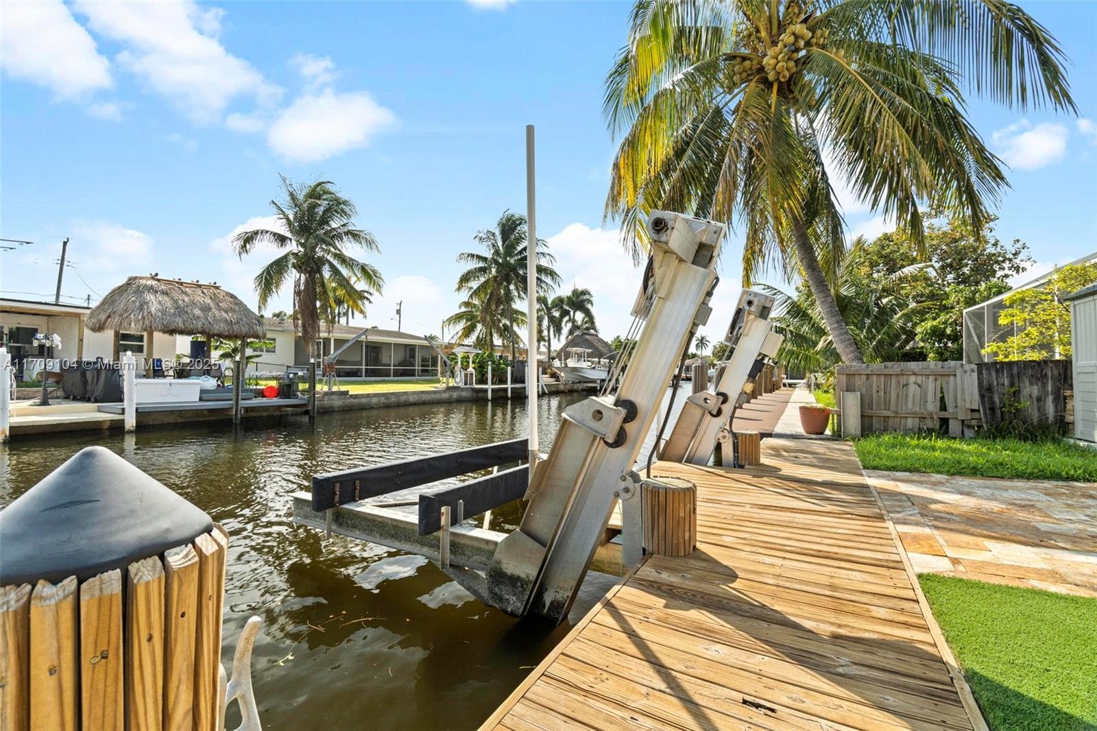947 Nautilus Isle 0 Property Photo 1