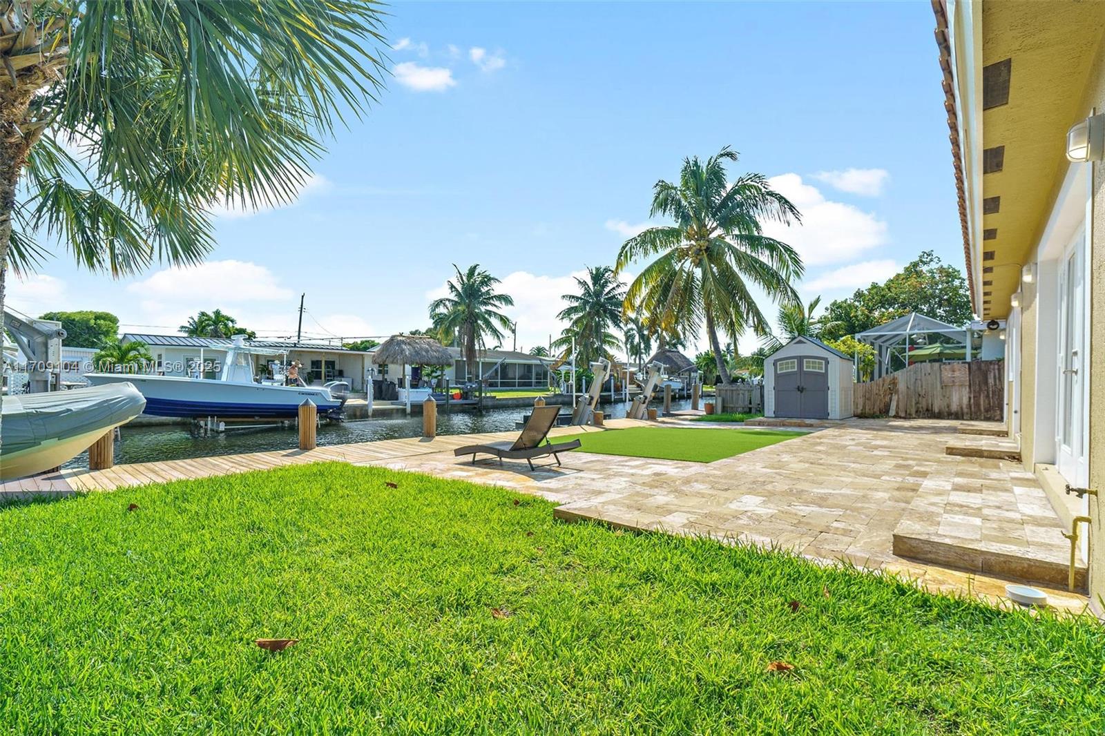 947 Nautilus Isle 0 Property Photo 3