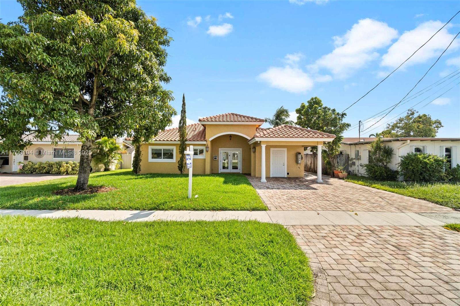 947 Nautilus Isle 0 Property Photo 5