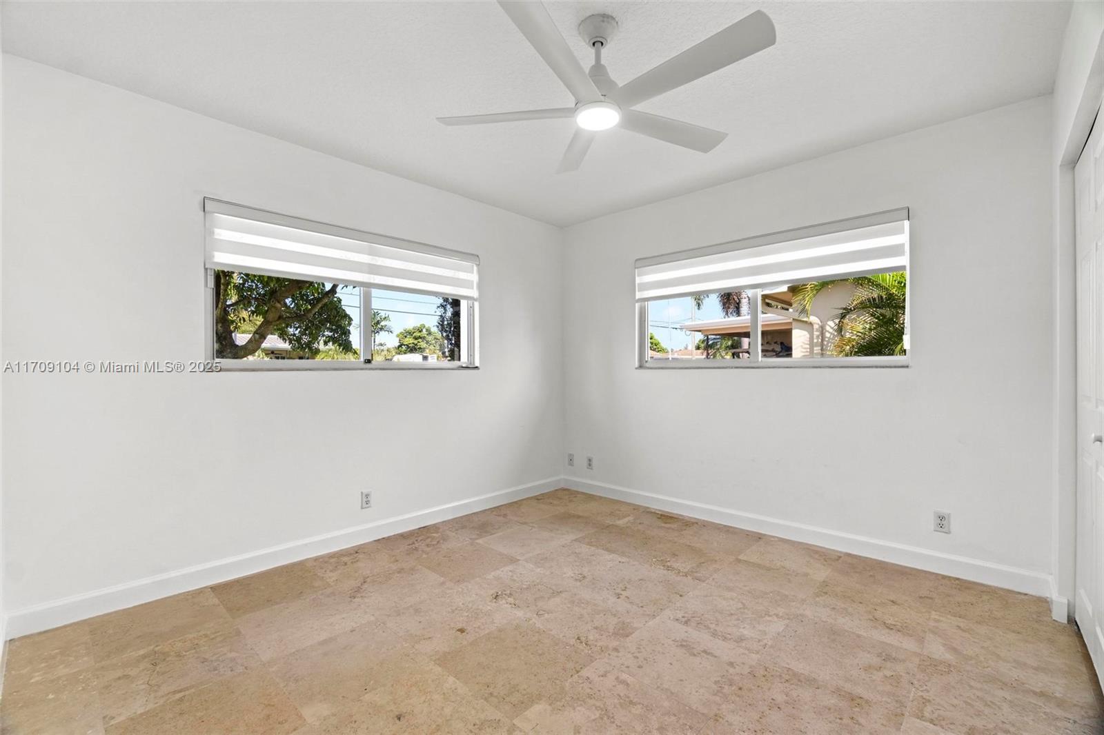 947 Nautilus Isle 0 Property Photo 18