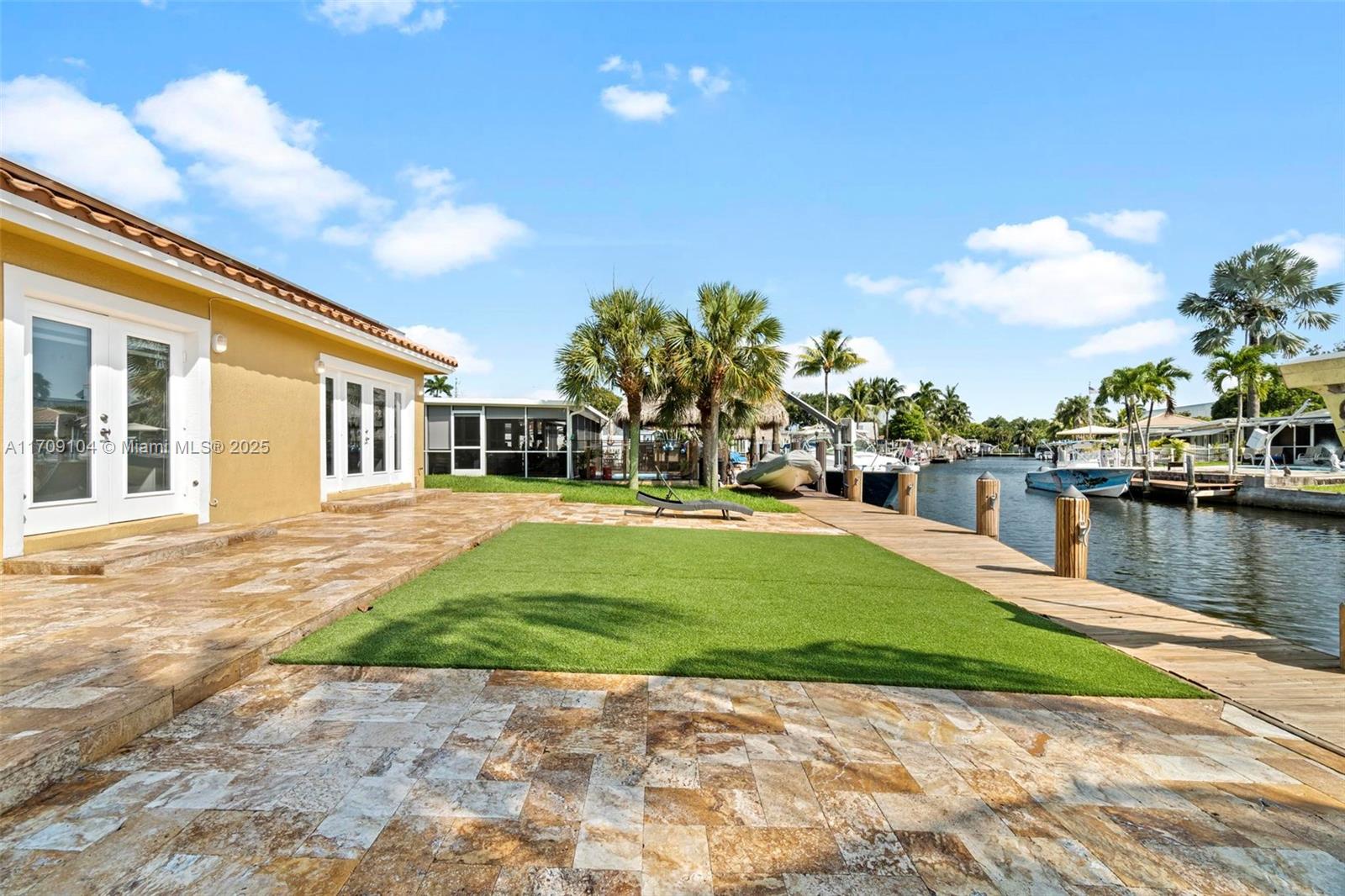 947 Nautilus Isle 0 Property Photo 31
