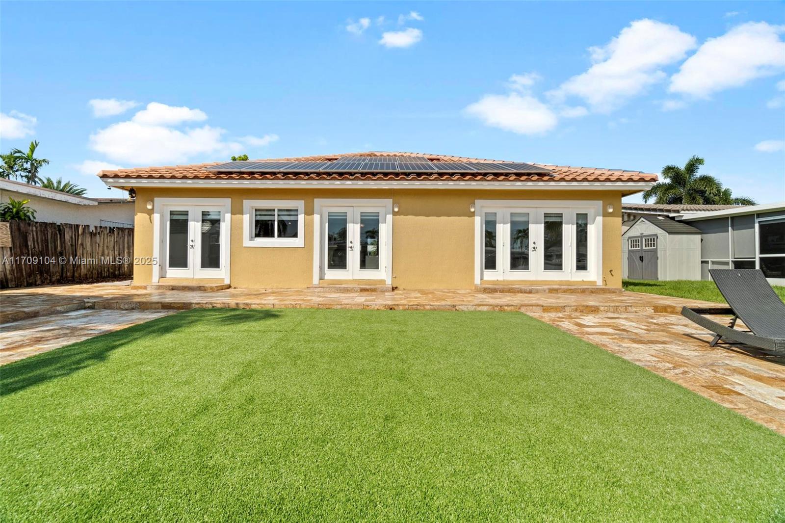 947 Nautilus Isle 0 Property Photo 33