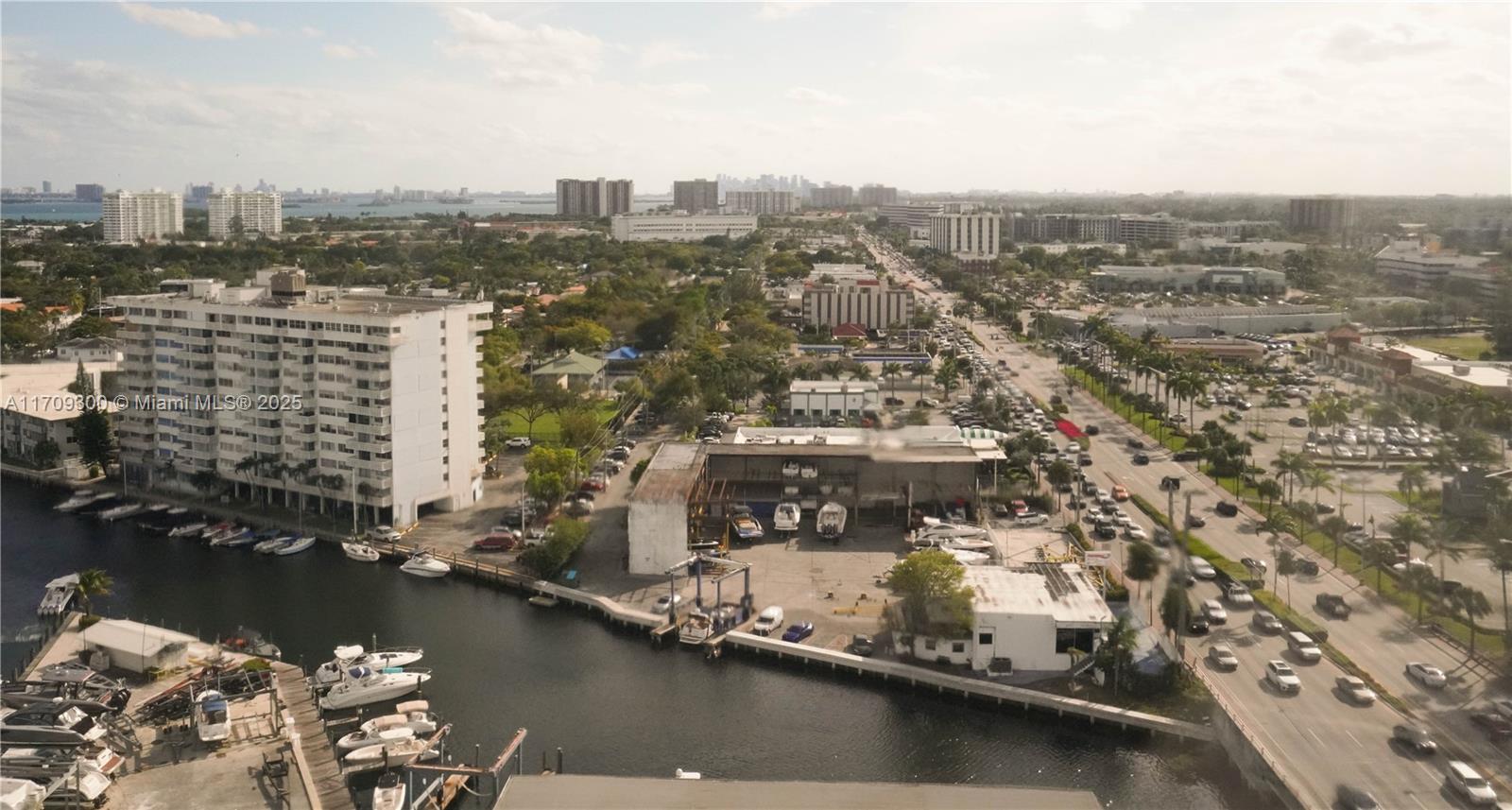 13499 Biscayne Blvd Cut3 #3 Property Photo 13