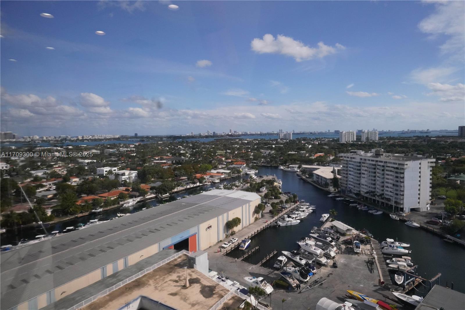13499 Biscayne Blvd Cut3 #3 Property Photo 15