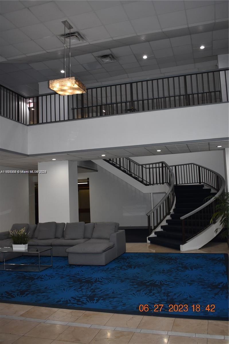 13499 Biscayne Blvd Cut3 #3 Property Photo 17