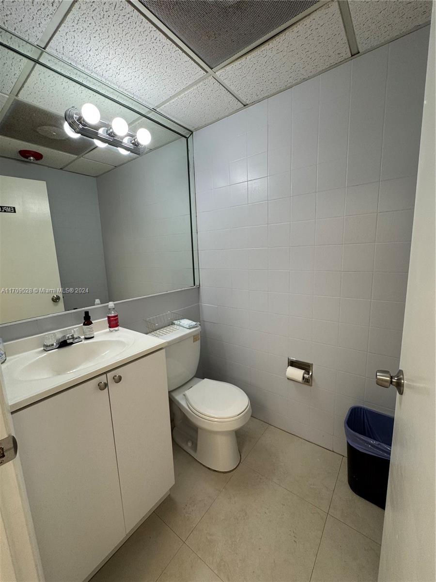 7500 Sw 8th St #301 Property Photo 8