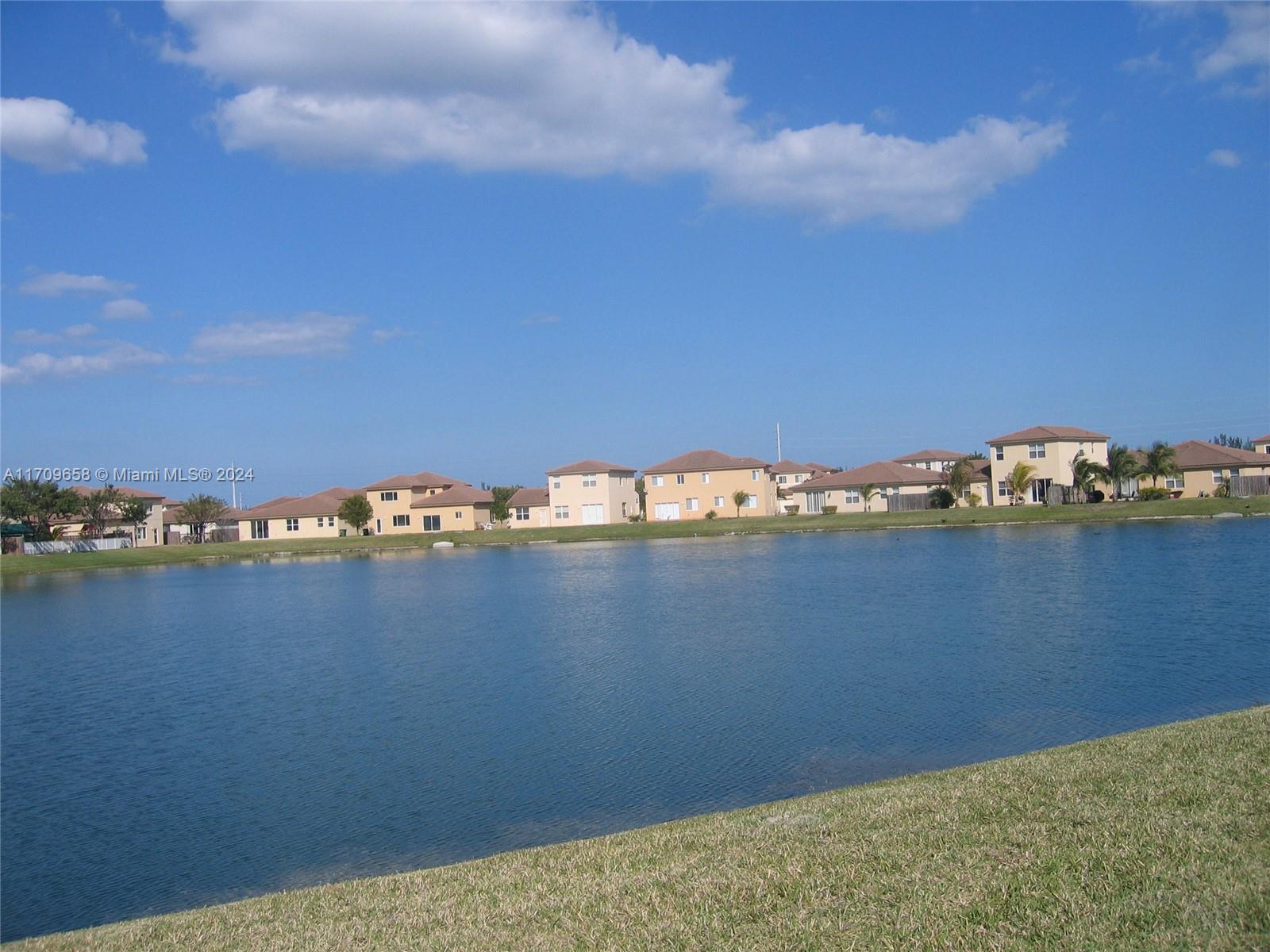 3365 Ne 14 Dr 201-16 Property Photo 16