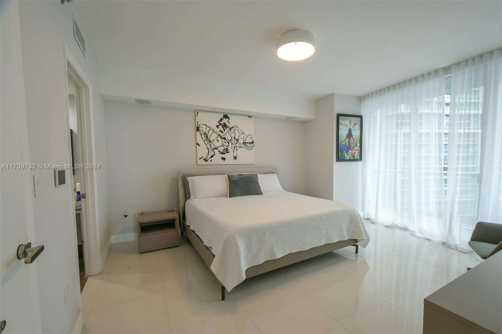 495 Brickell Ave 1902 Property Photo 7
