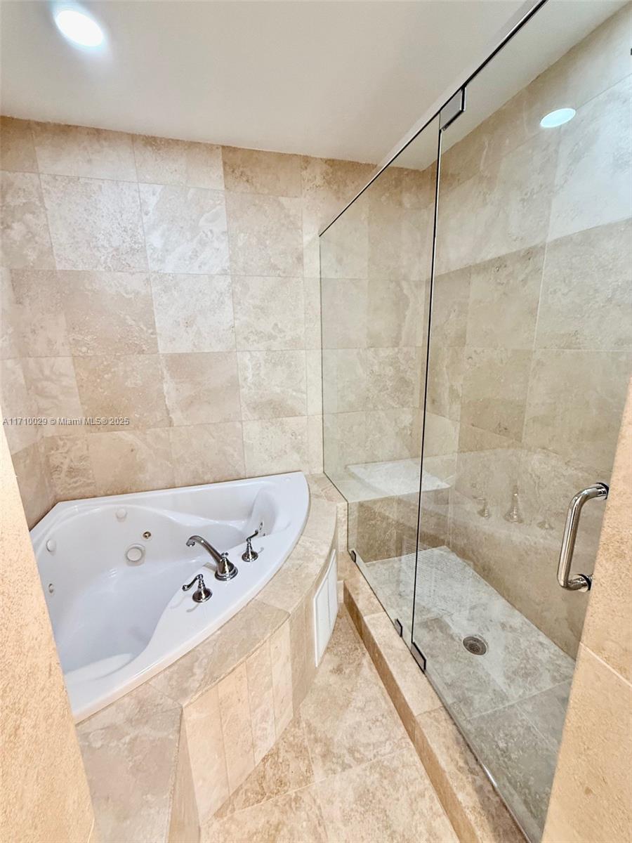540 Perugia Ave Property Photo 23