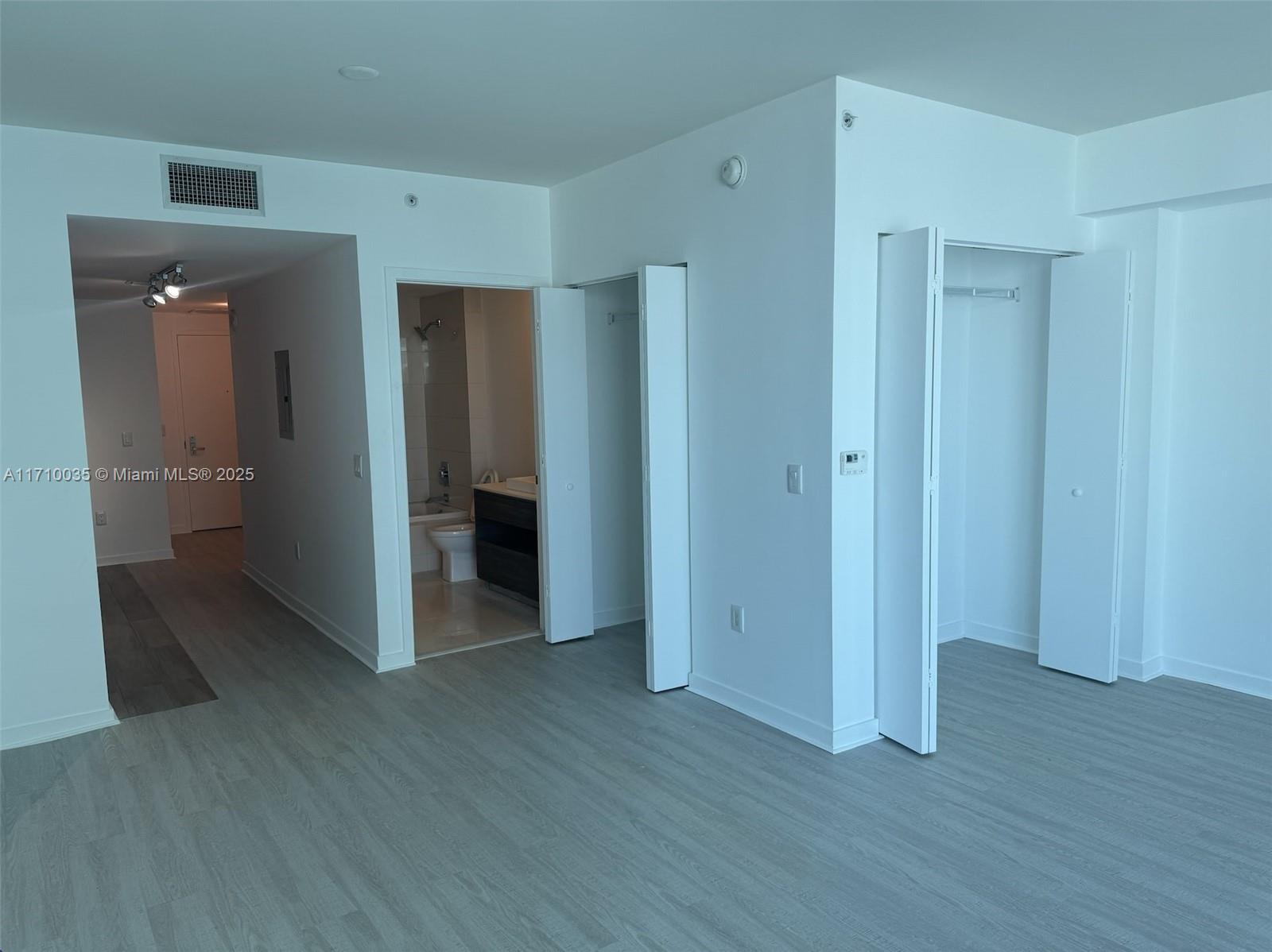 1100 S Miami Ave 2606 Property Photo 6