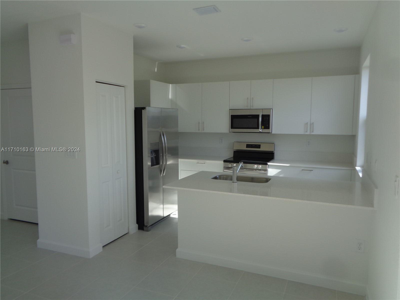 2514 Se 29 St 2514 Property Photo 14