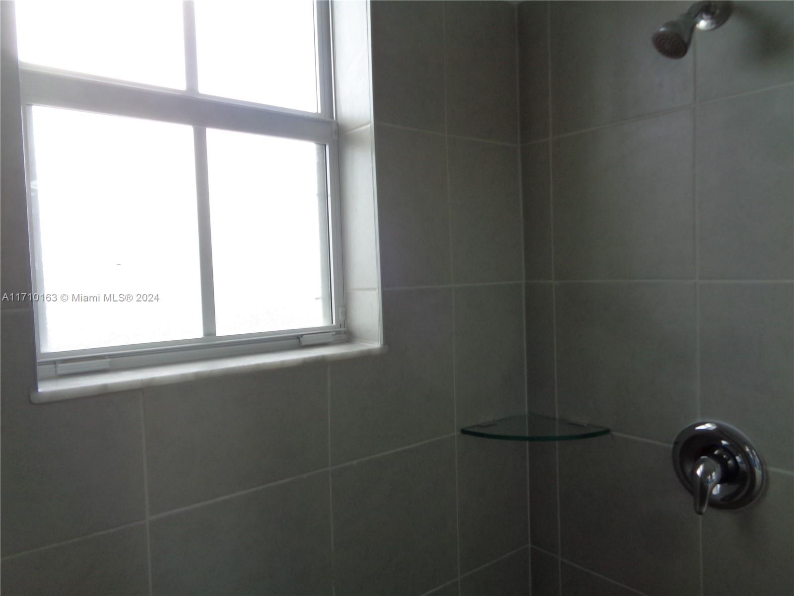 2514 Se 29 St 2514 Property Photo 34