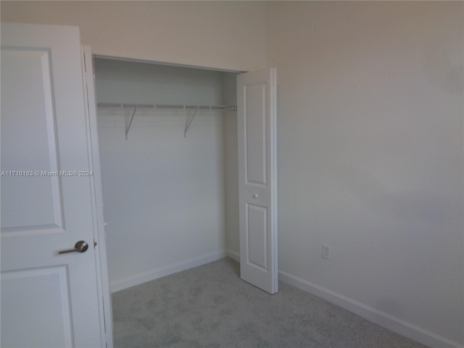 2514 Se 29 St 2514 Property Photo 40