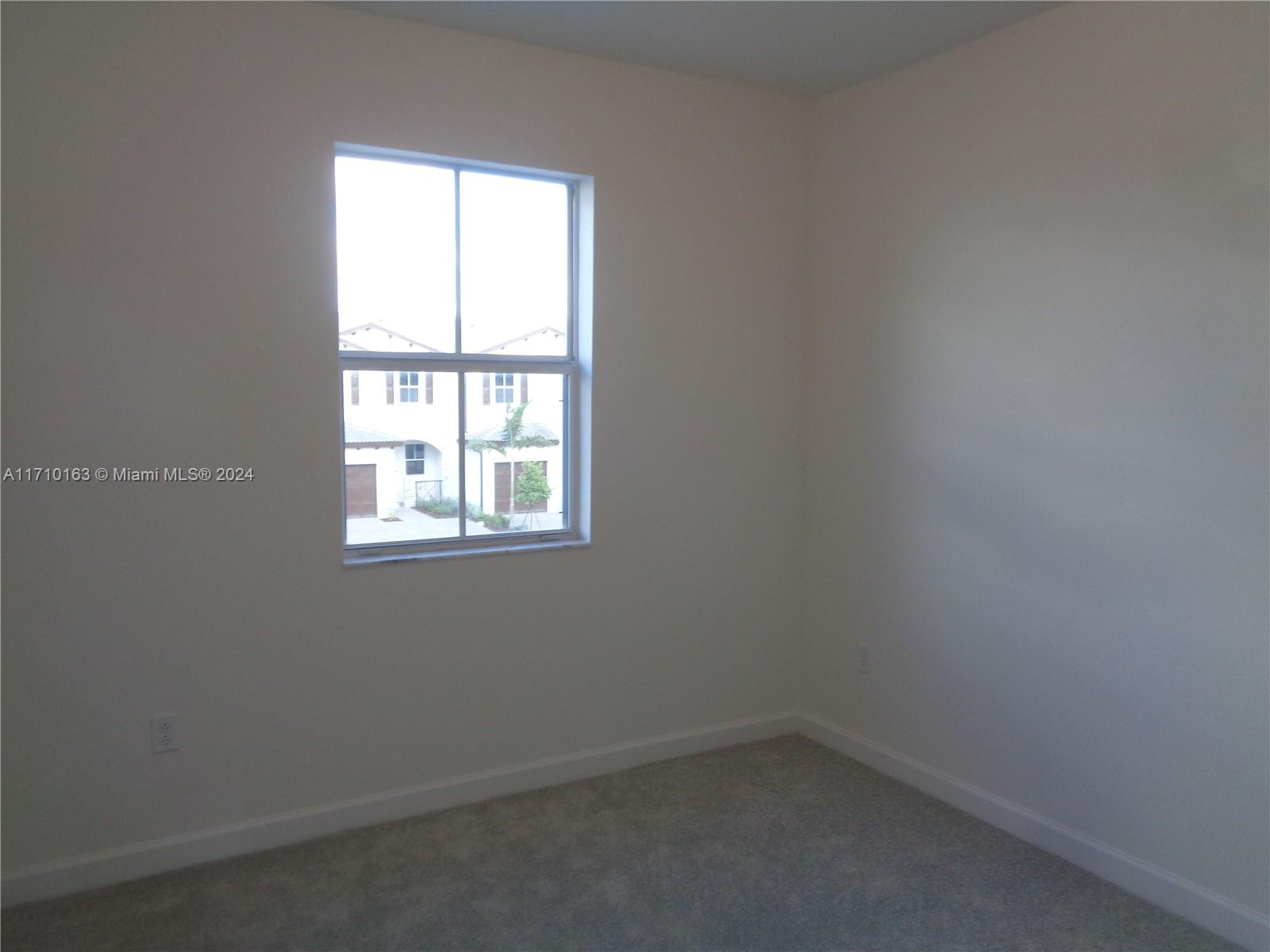 2514 Se 29 St 2514 Property Photo 41
