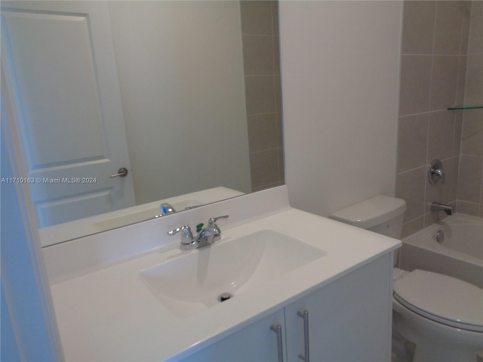 2514 Se 29 St 2514 Property Photo 47