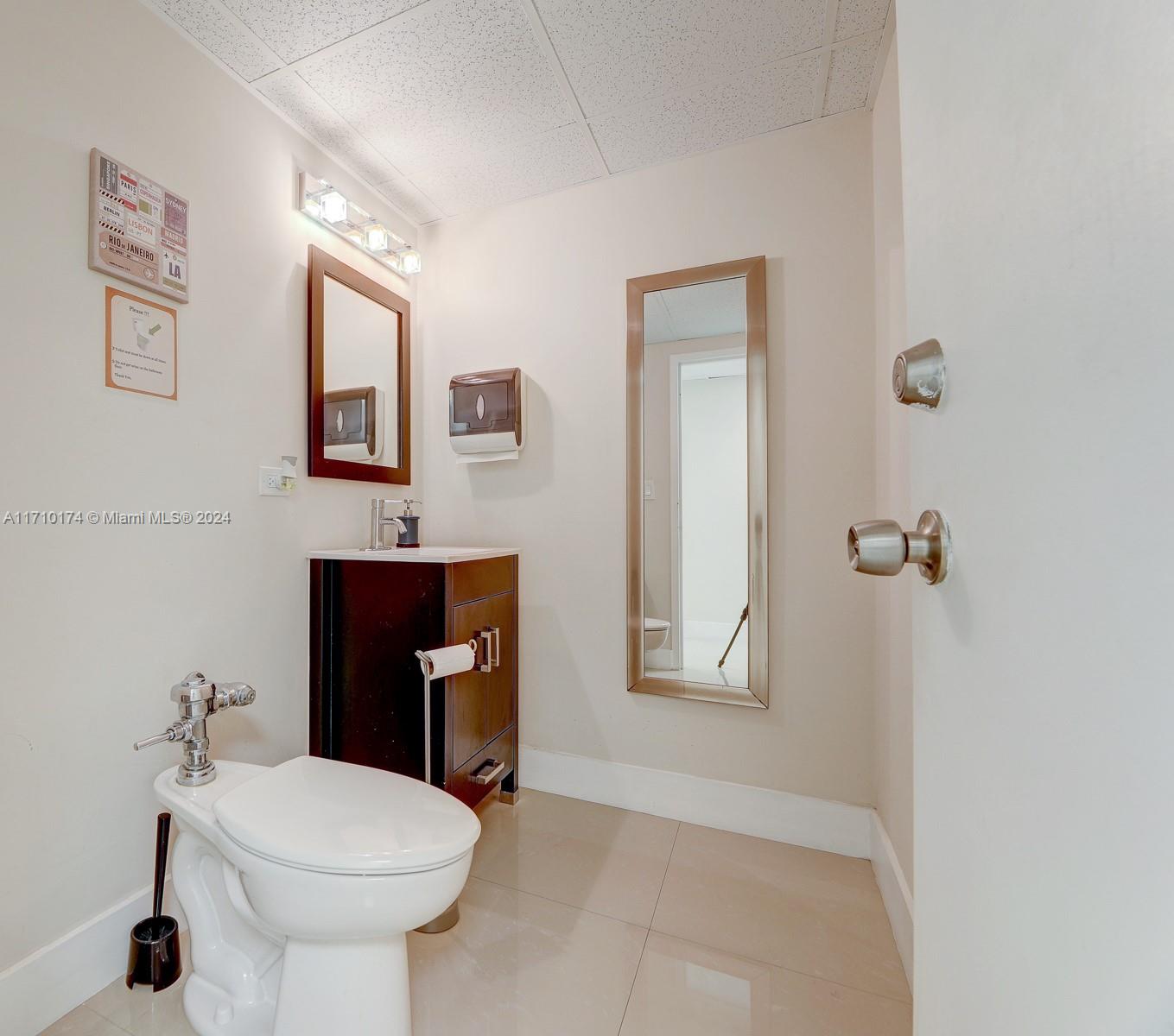825 Brickell Bay Dr 246- 7 Property Photo 7