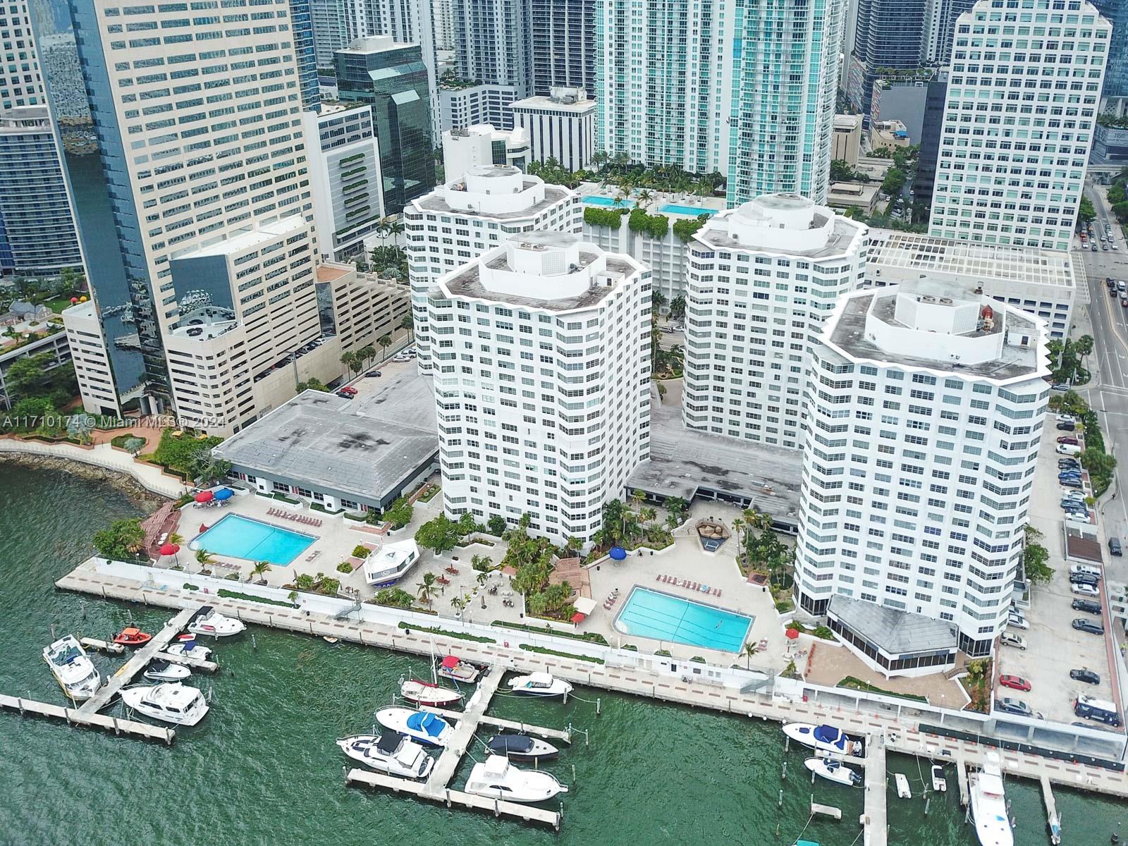 825 Brickell Bay Dr 246- 7 Property Photo 21