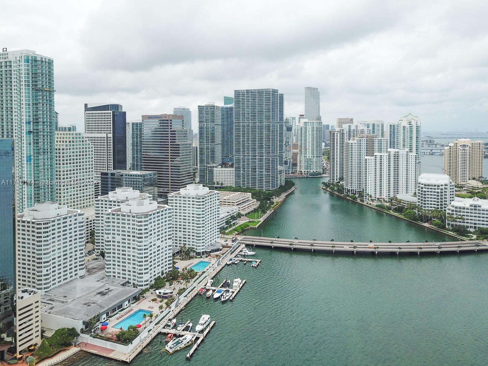 825 Brickell Bay Dr 246- 7 Property Photo 22