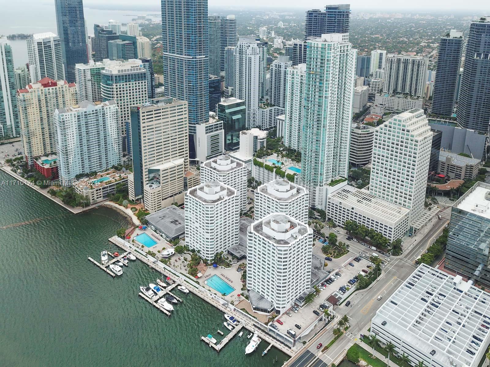 825 Brickell Bay Dr 246- 7 Property Photo 27