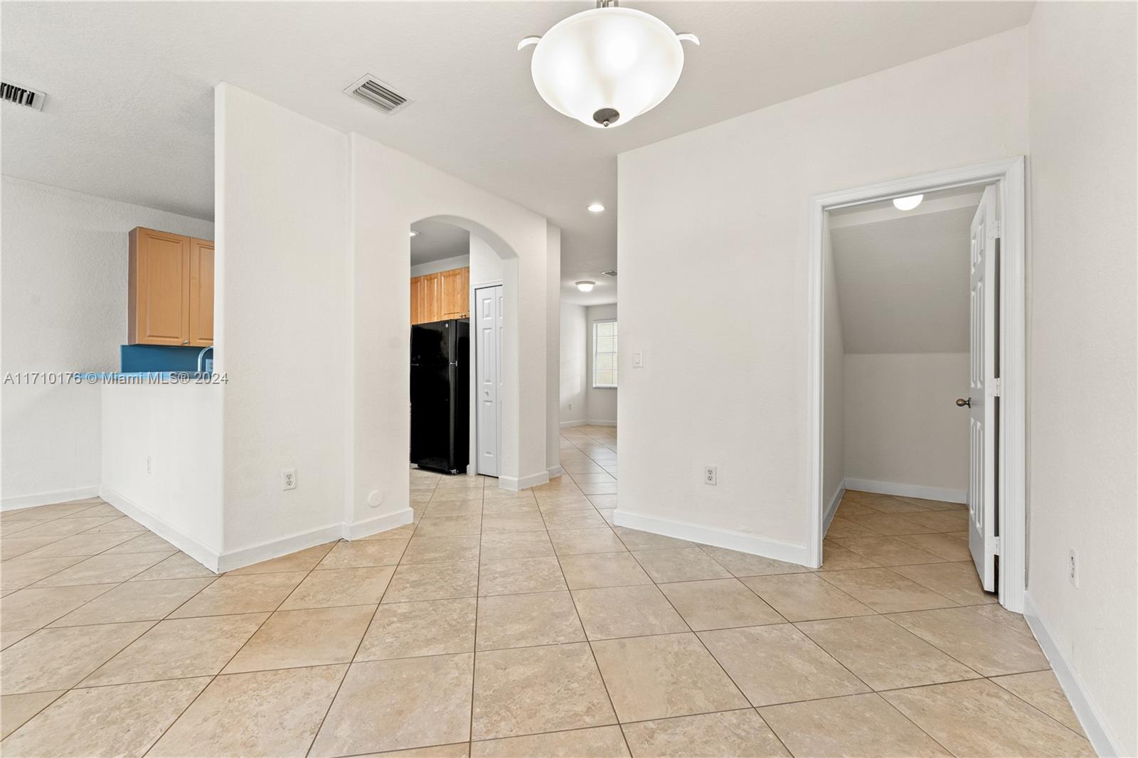 2473 Se 15th Ct Property Photo 9