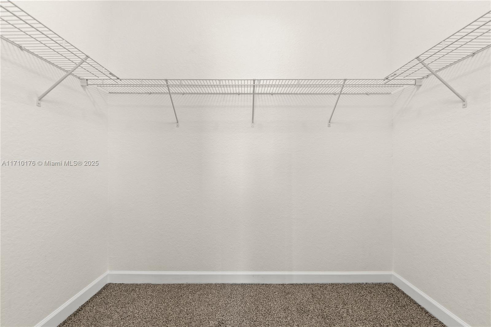 2473 Se 15th Ct Property Photo 28