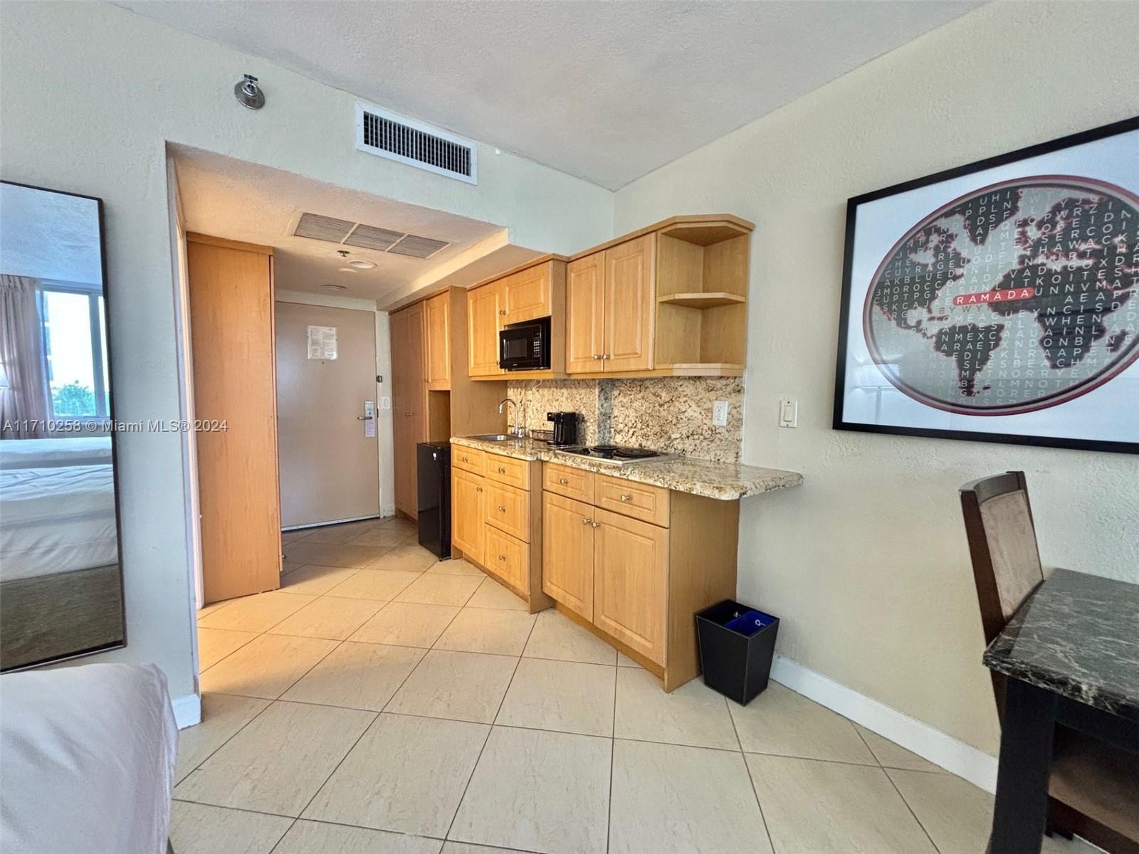 19201 Collins Ave 128 Property Photo 2