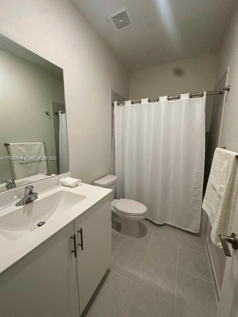 2667 Se 11th St Property Photo 7