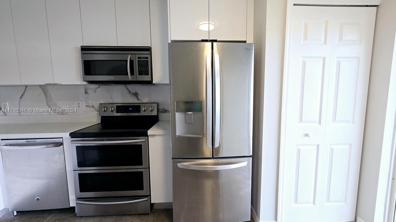2920 Se 13th Ave 103-51 Property Photo 39