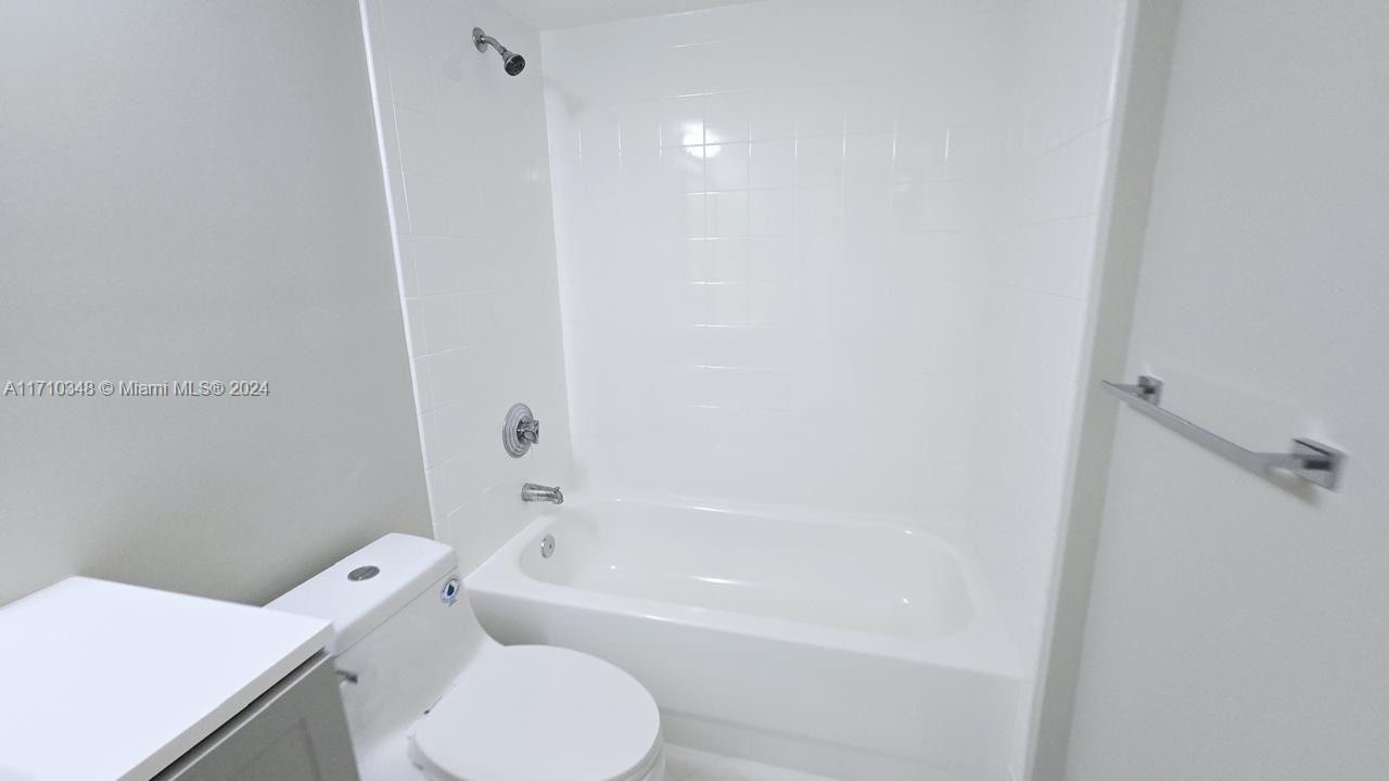 2920 Se 13th Ave 103-51 Property Photo 52