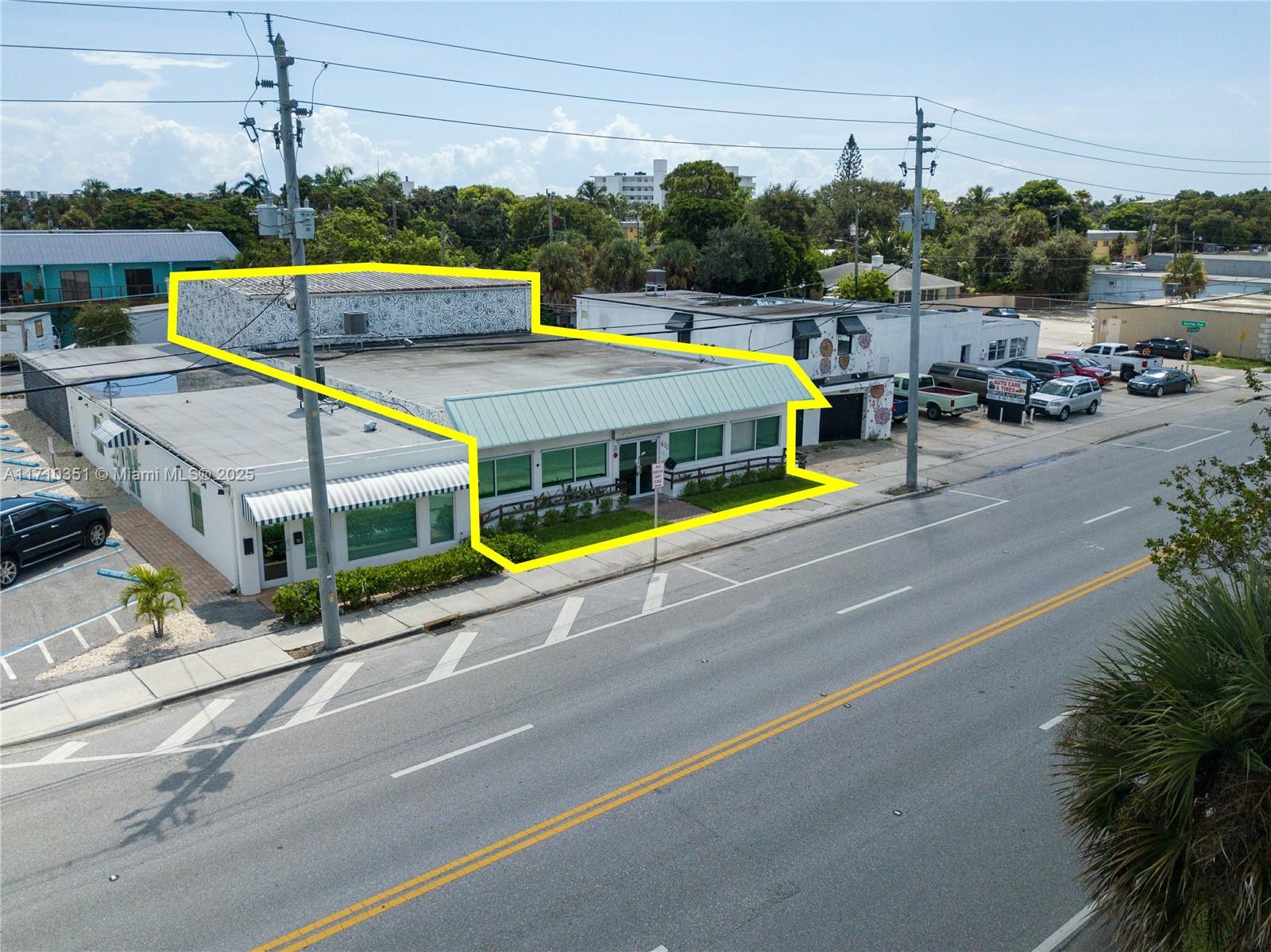 610 N Dixie Hwy Property Photo
