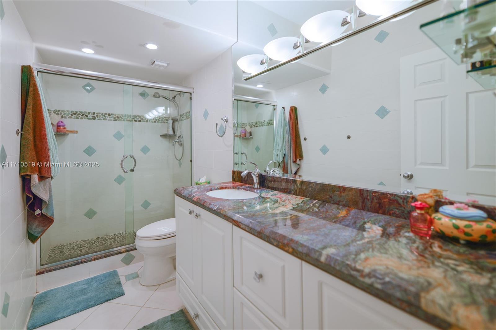 1980 S Ocean Dr 3e Property Photo 15
