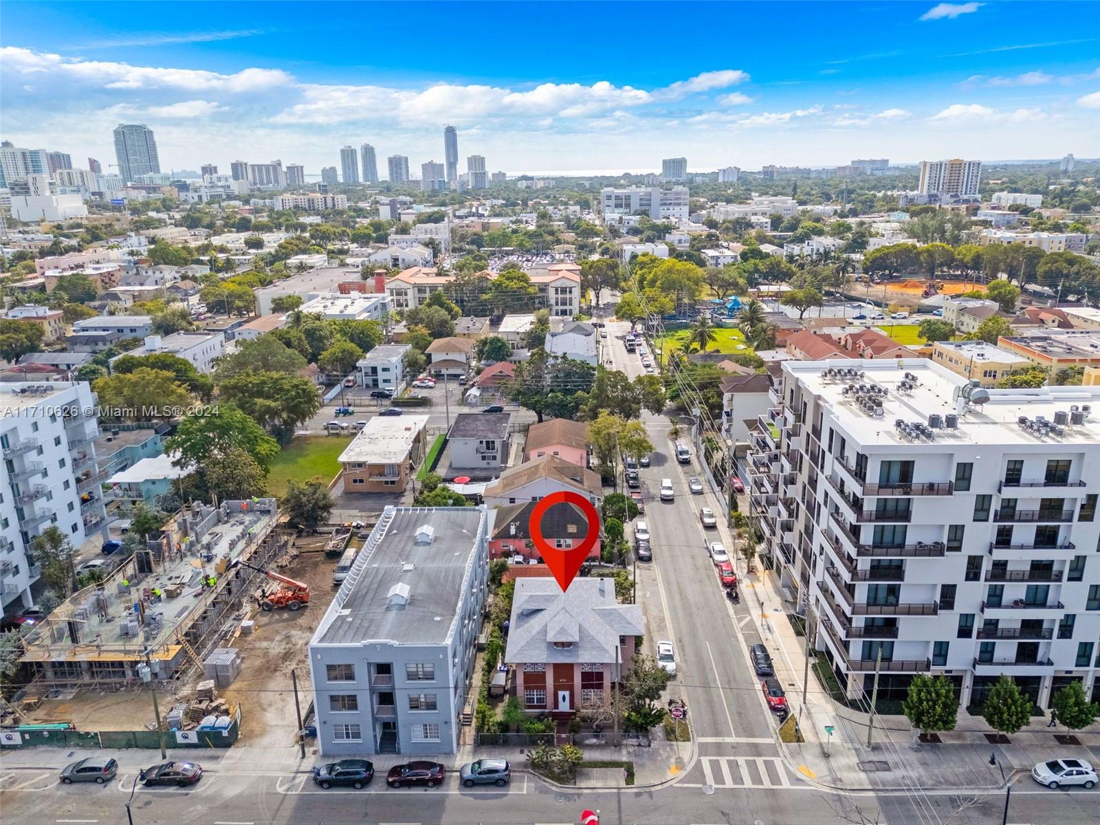 676 Sw 1st St Property Photo 1