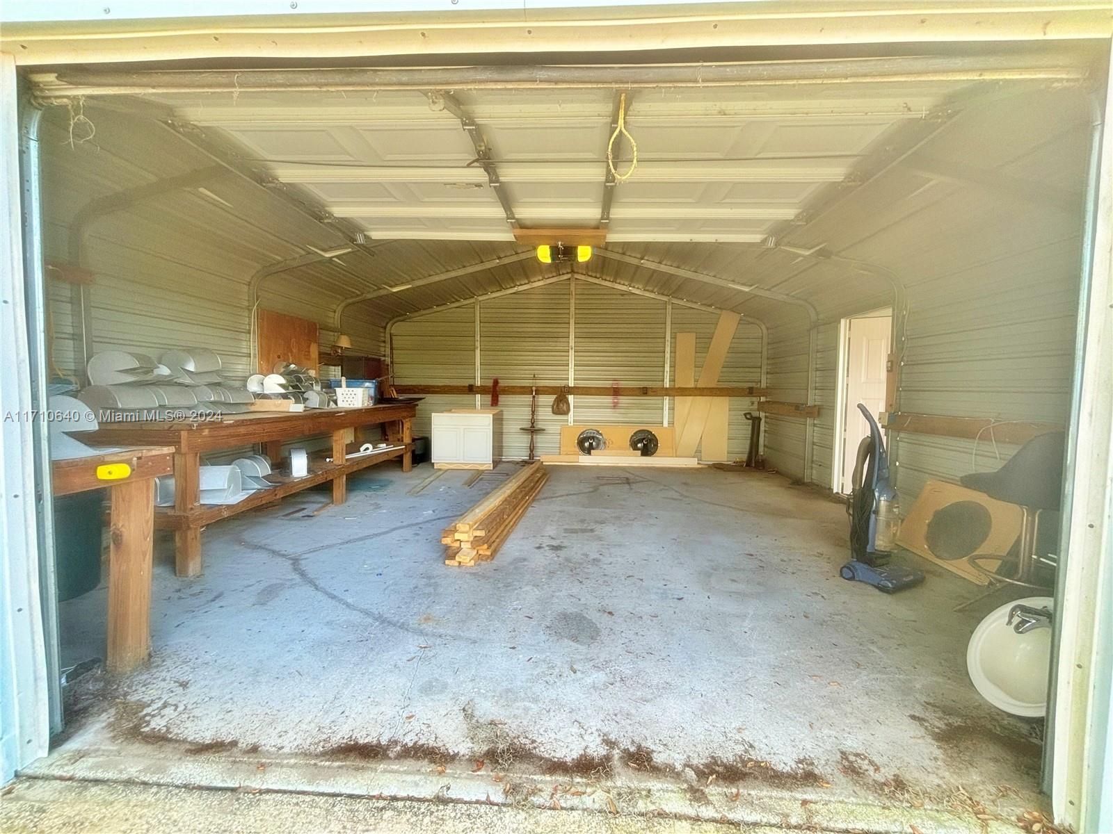 3930 Sw Country Pl Property Photo 14