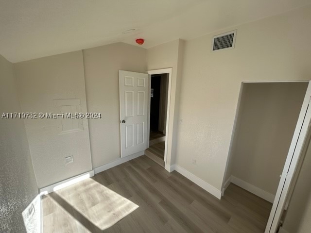 3529 Nw 34th St Back Property Photo 12