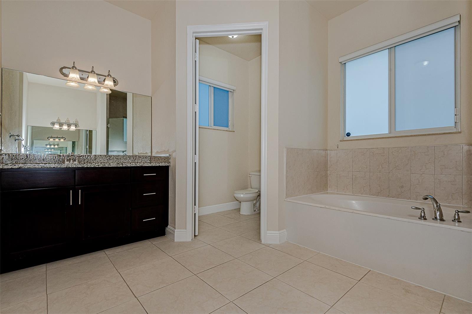 9334 Sw 173rd Ter Property Photo 18