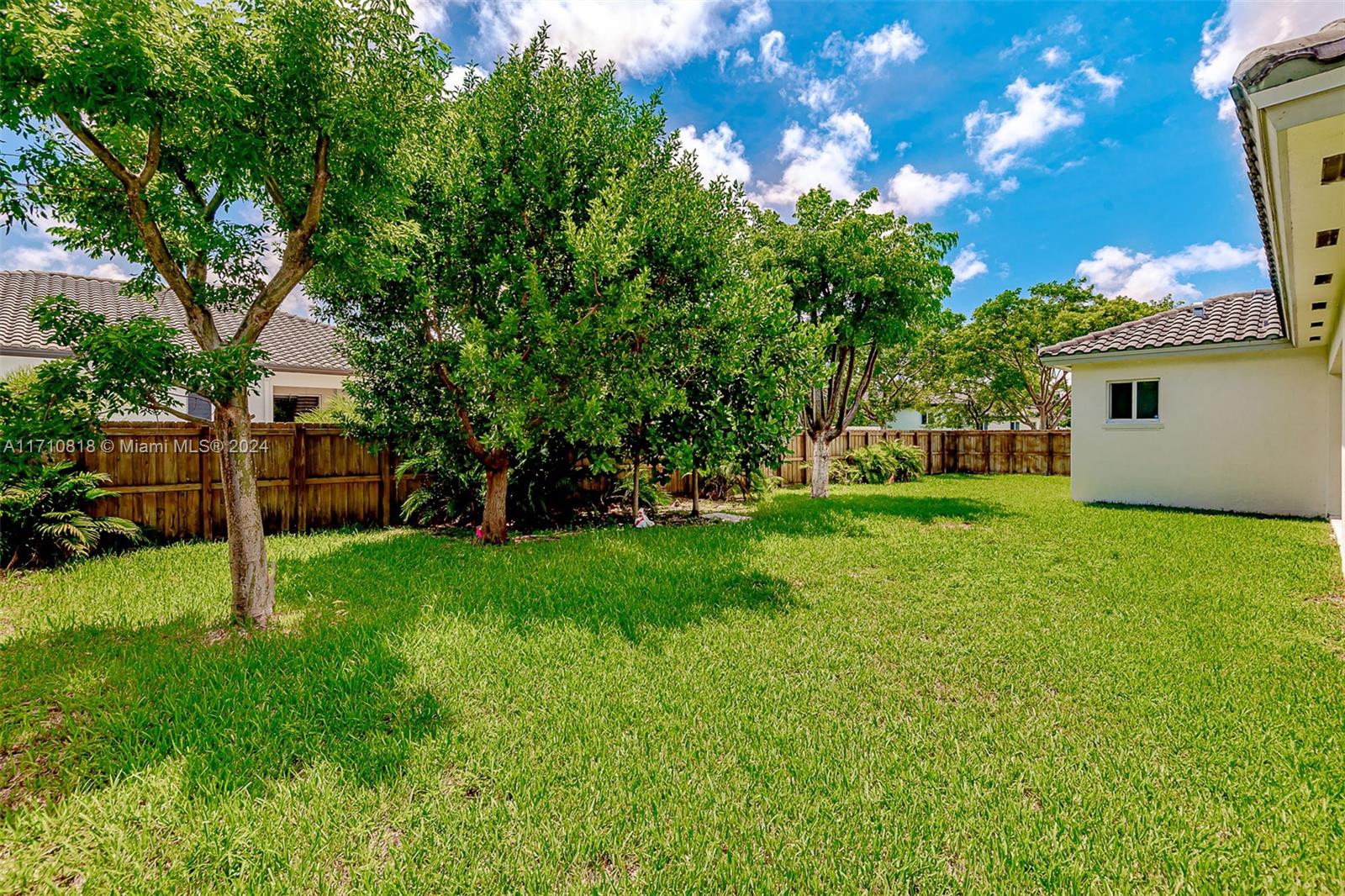 9334 Sw 173rd Ter Property Photo 31