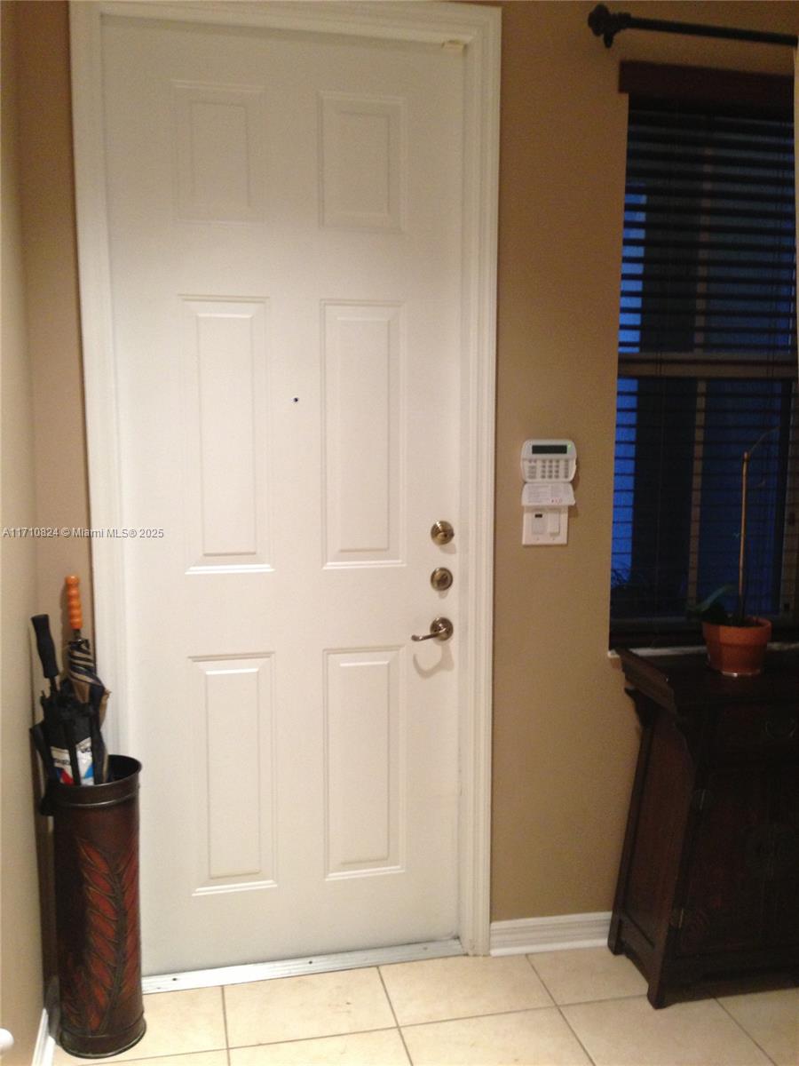 982 Ne 42nd Pl Property Photo 19
