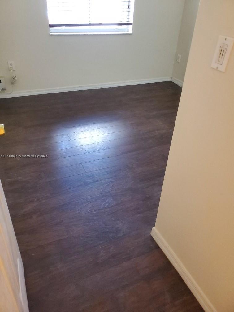 982 Ne 42nd Pl Property Photo 27