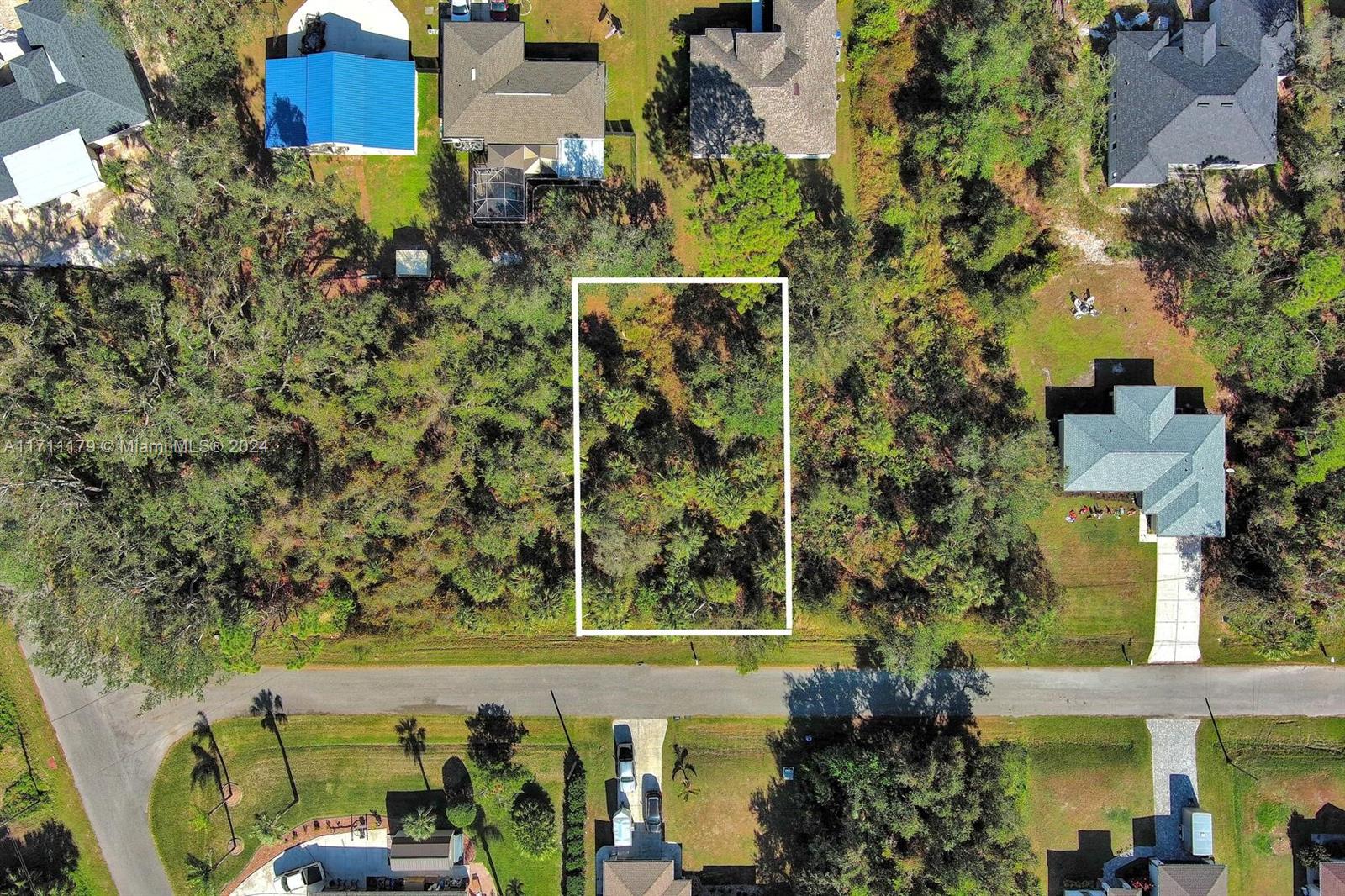#1 Sargon Ave Property Photo 2