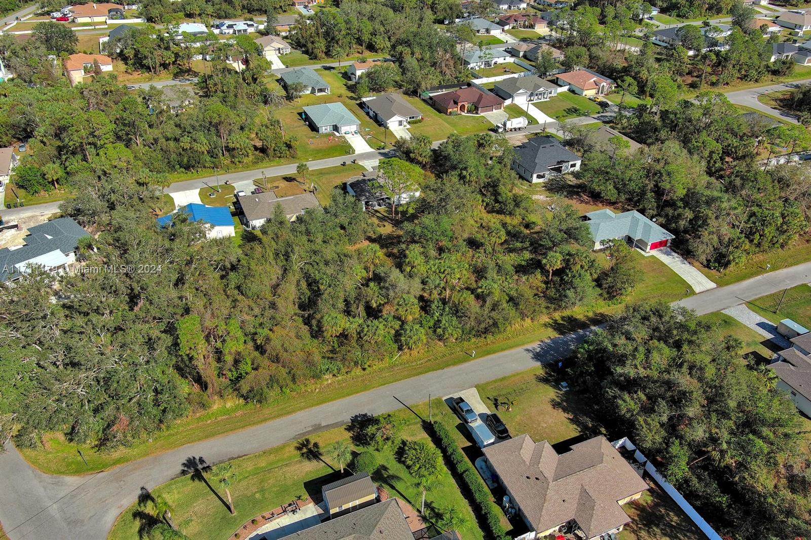 #1 Sargon Ave Property Photo 7