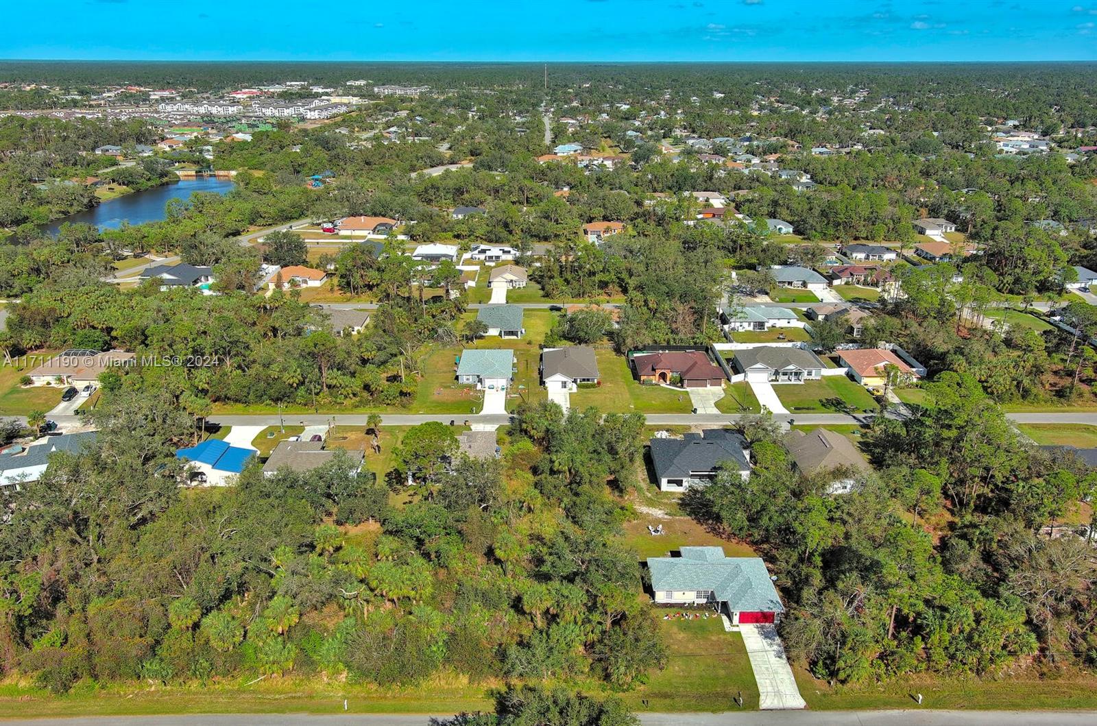 #2 Sargon Ave Property Photo 7