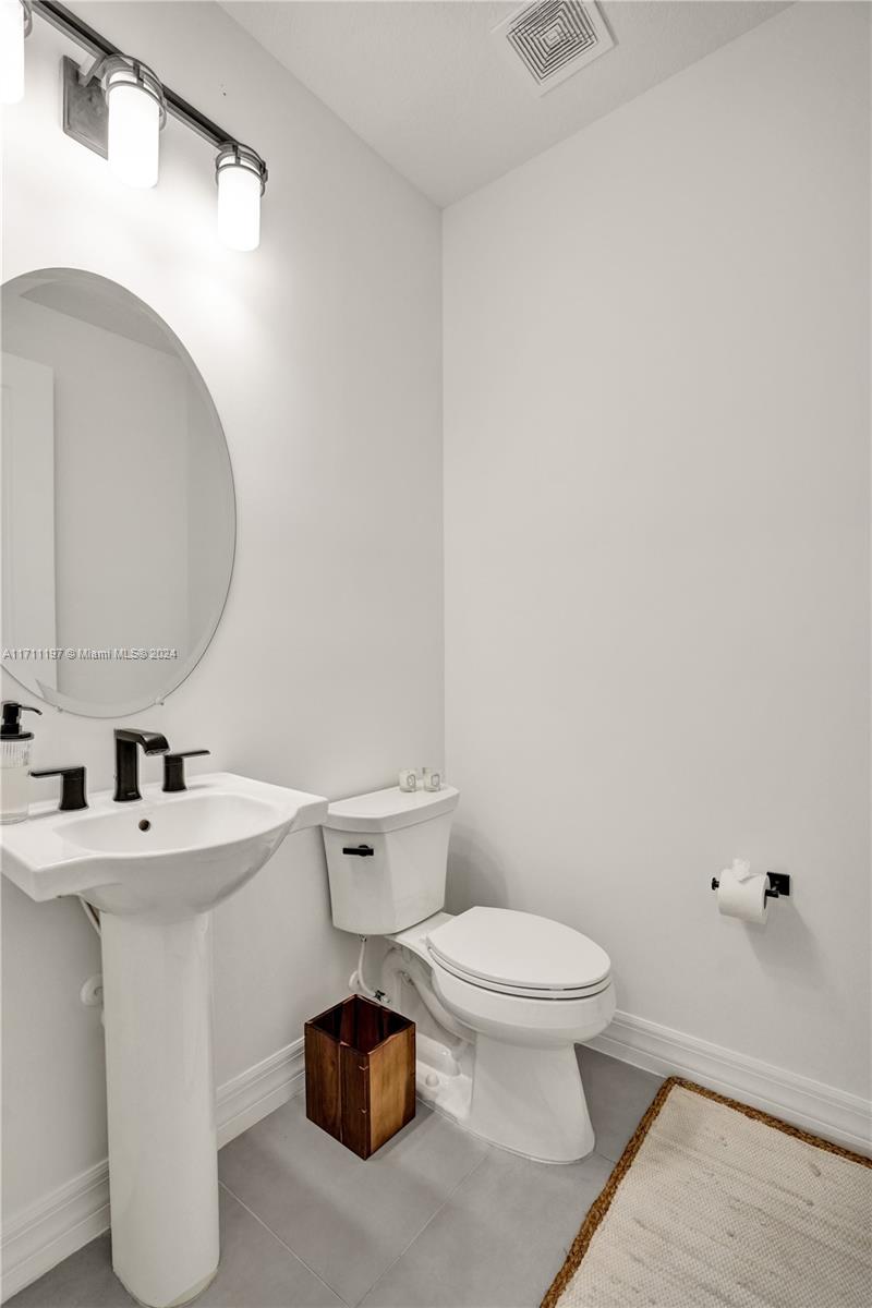 4536 N Silverwood Ln N Property Photo 11