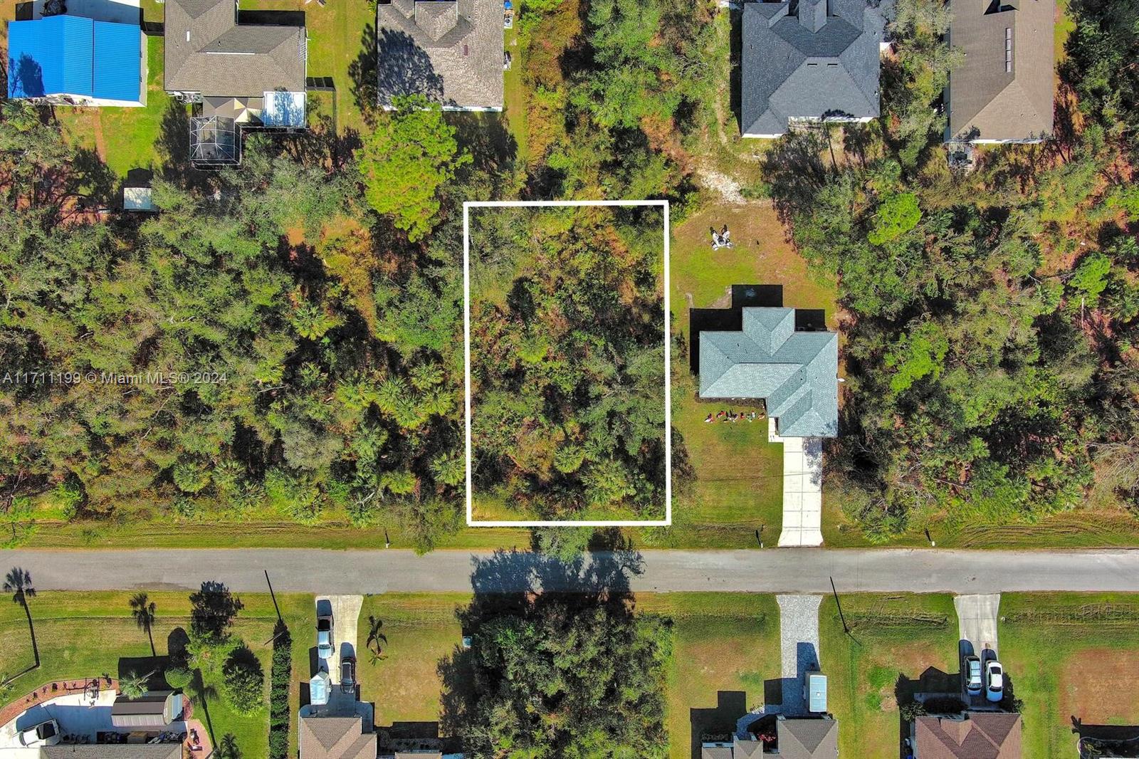 #1 & #2 Sargon Ave Property Photo 3