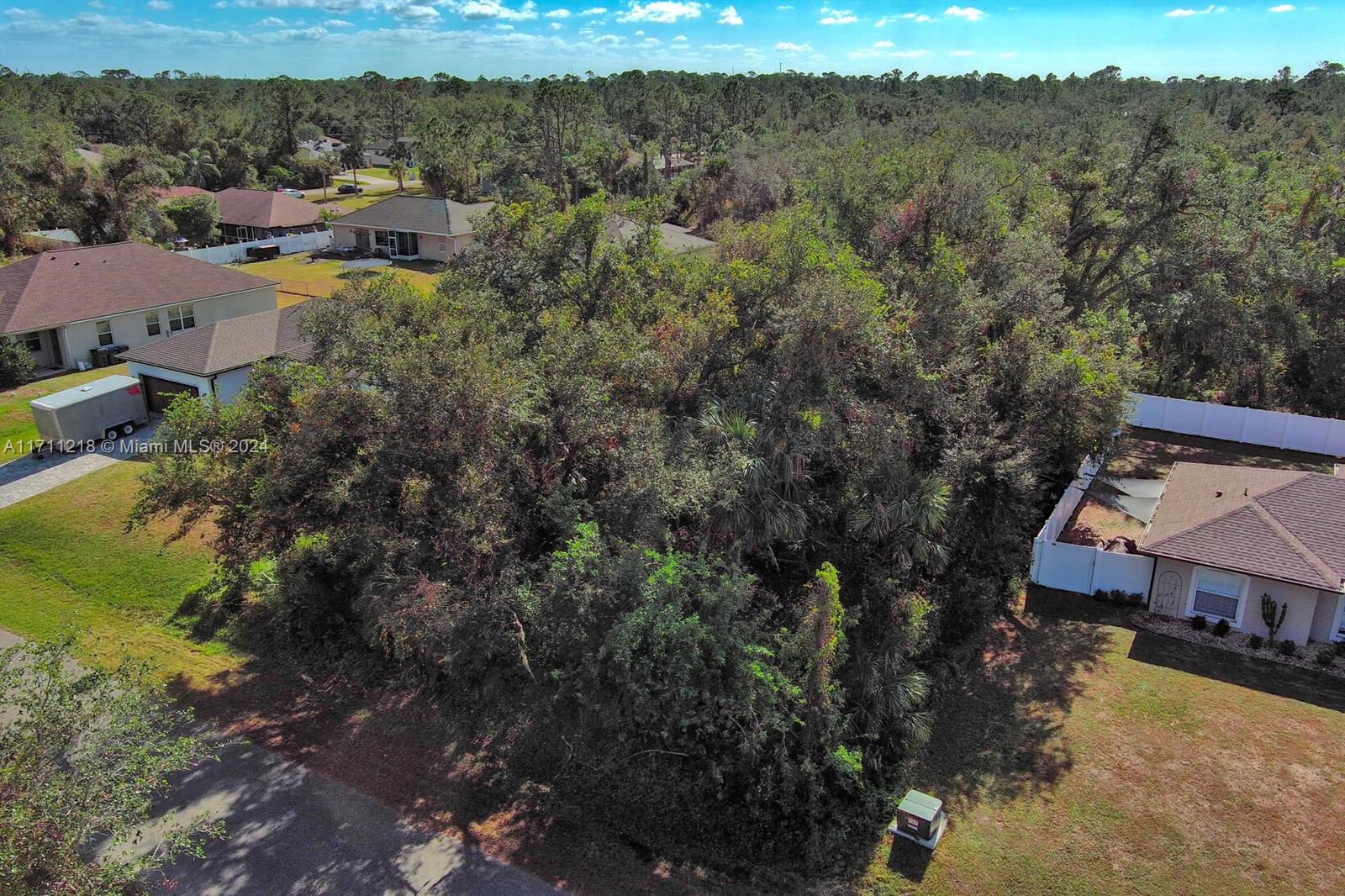 #3 Sargon Ave Property Photo 3